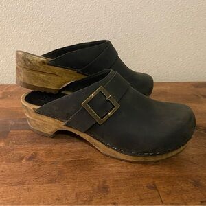 Sanita Clogs with Wooden Sole